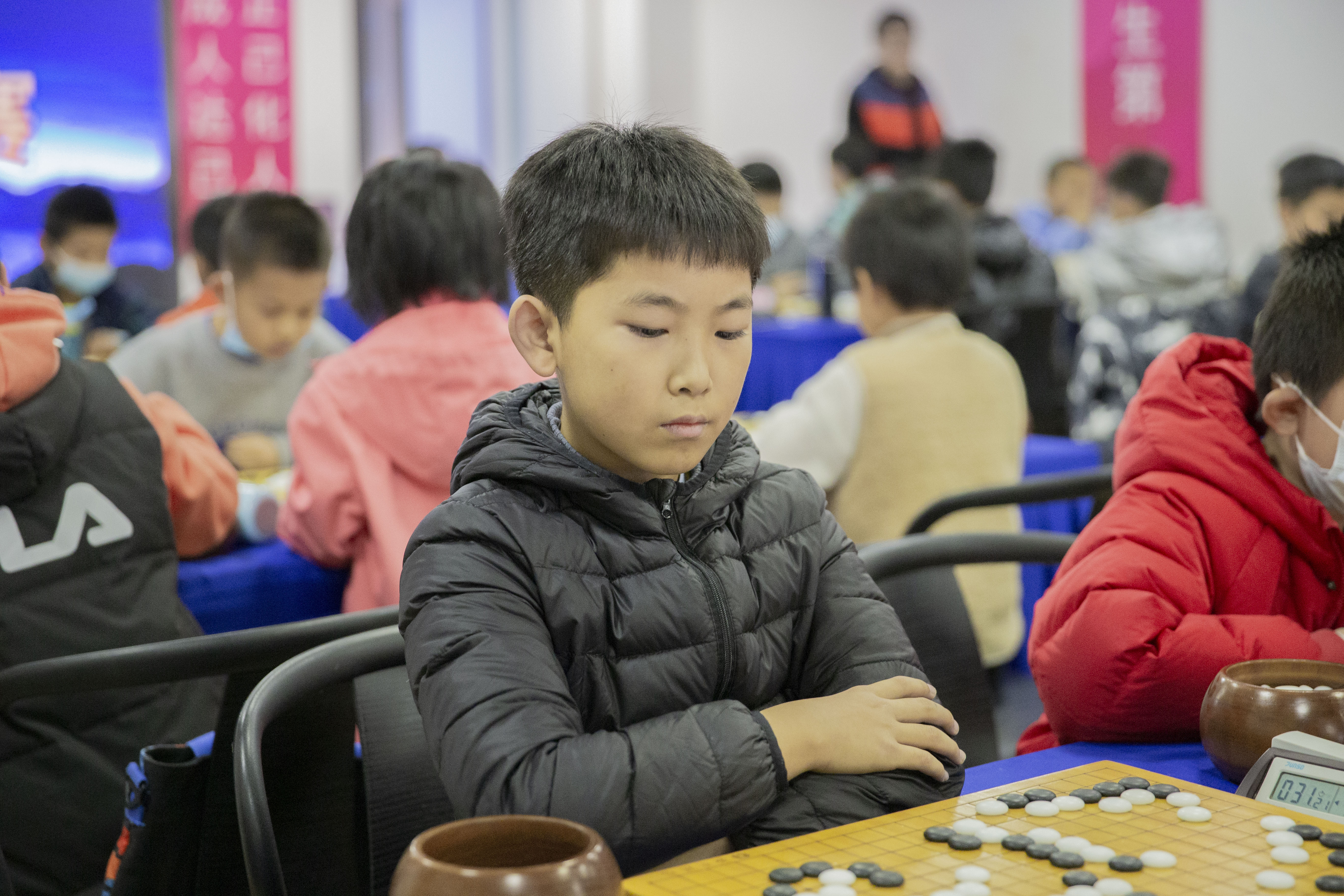 小棋王争霸赛3段组比赛结束，潘赞、郭子铭并列第一！