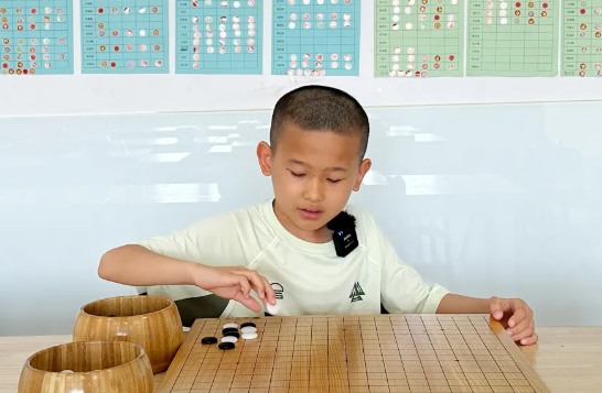 纹枰之星|7岁升至业余5段，张子琛：围棋是我最好的朋友
