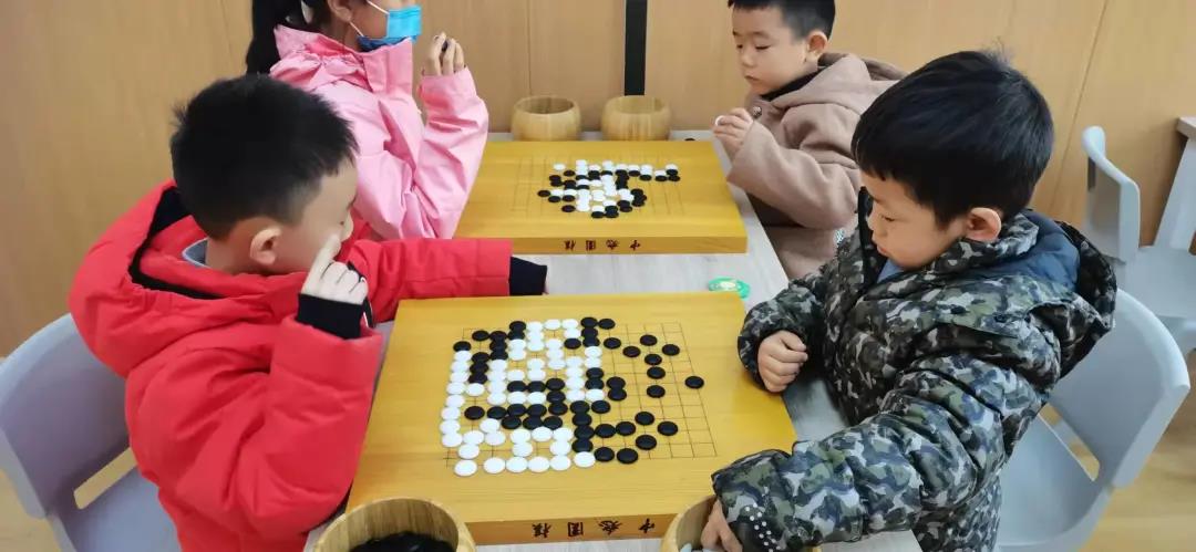1岁迷上围棋，4岁进步飞快，这个小棋手的经历与众不同~